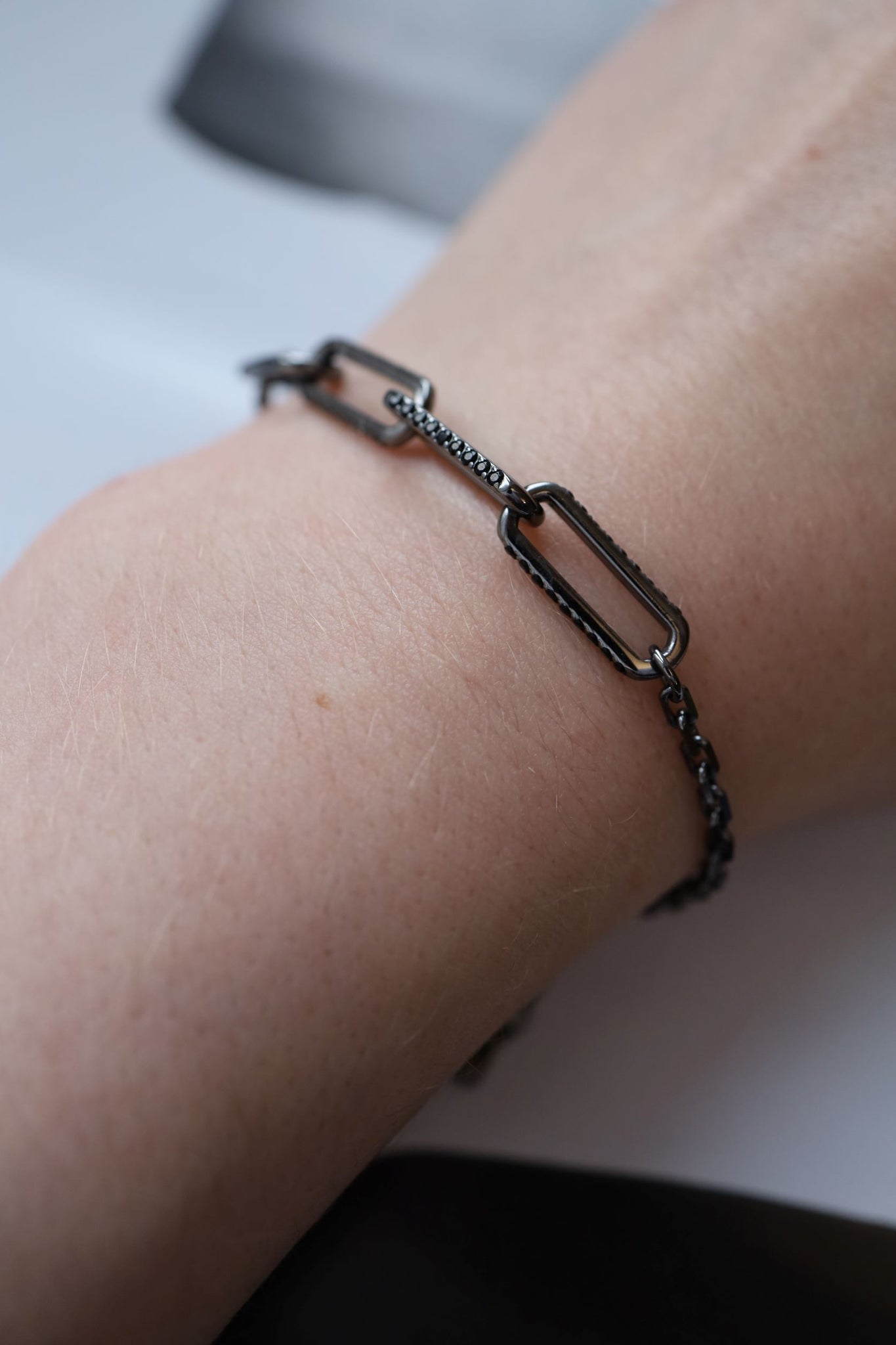 Kettenarmbänder Strong Link mit schwarzen Kristallen